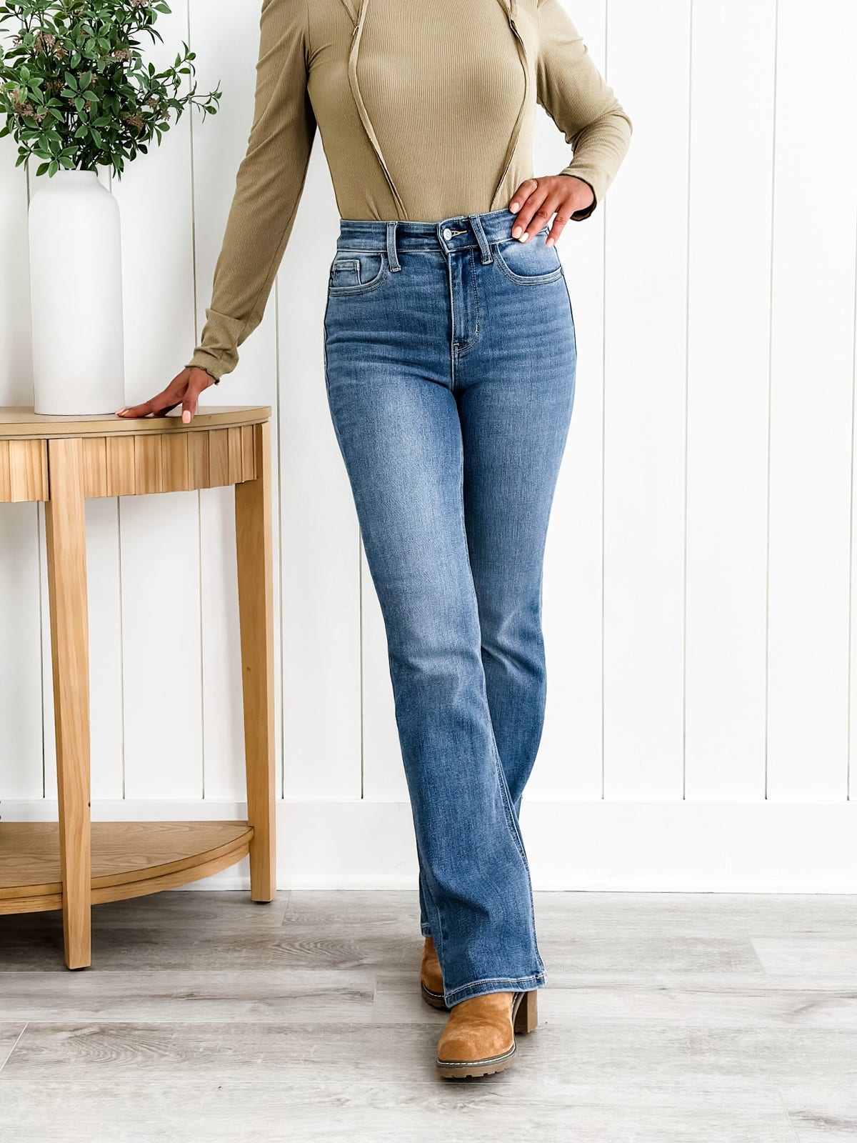 Specials🍂Holy Grail Tummy Control Bootcut Jeans👖