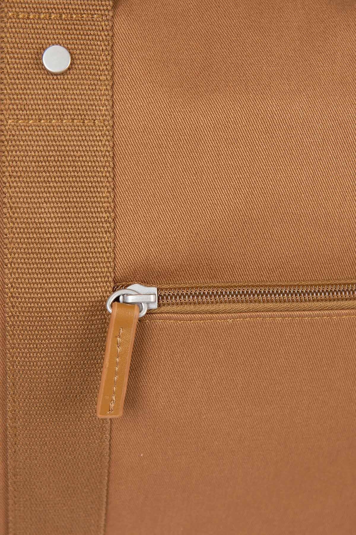 Cascade Holdall